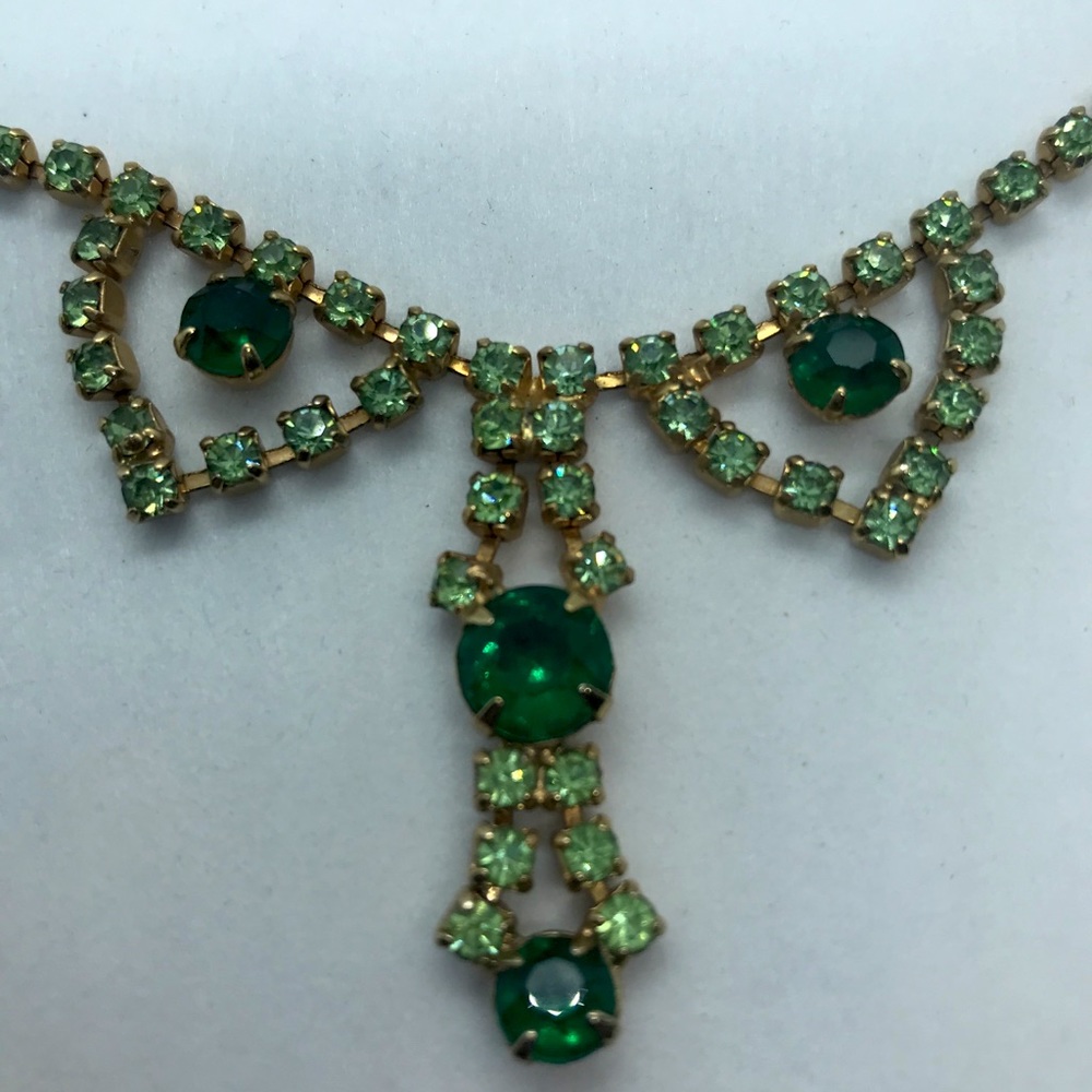 VTG Emerald‎ Peridot Rhinestone 50’s Necklace - Picture 2 of 5